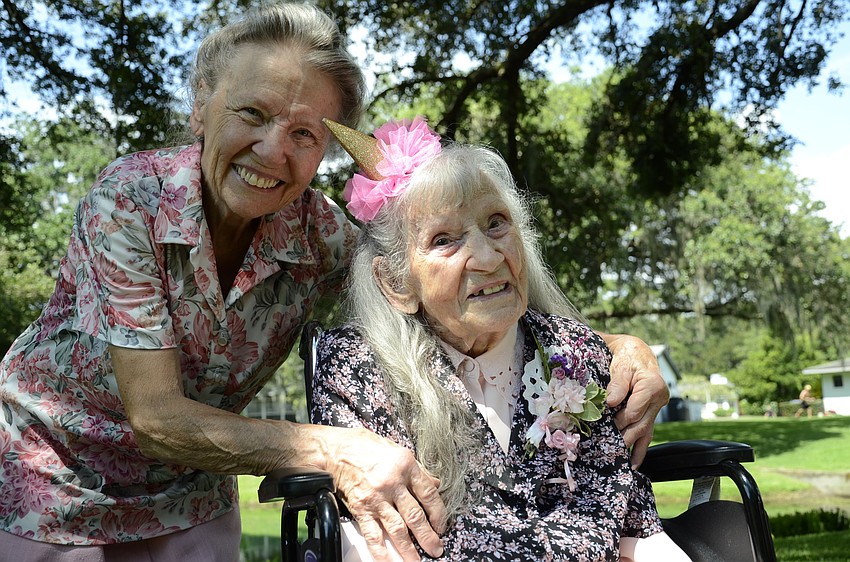 Betty Hollifield and her mom, Edna Strode
