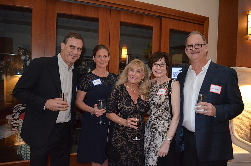 Gary Lill, Mary Beth McNutt, Cheryl Carter and Kim and Bill Quinn