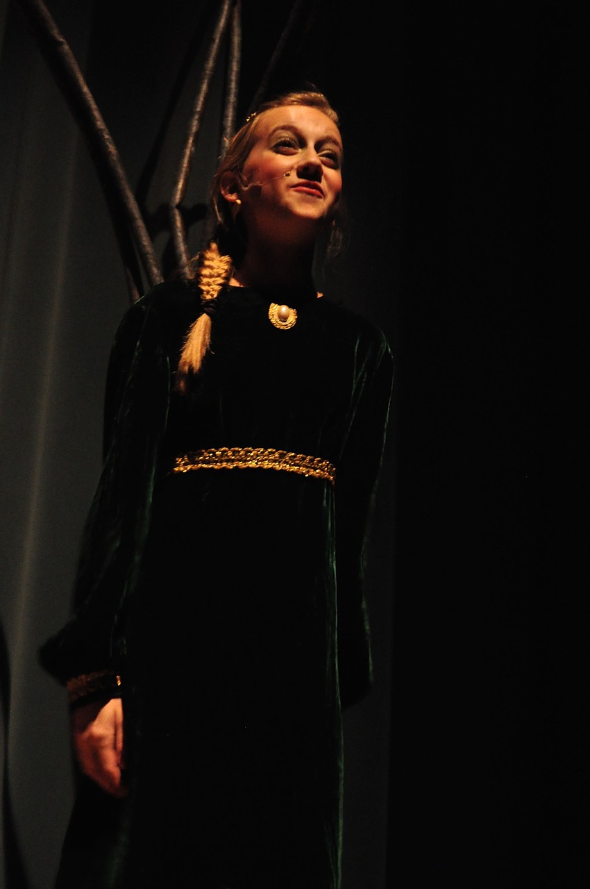 Mary Grace Epps steals the show as Princess Fiona.