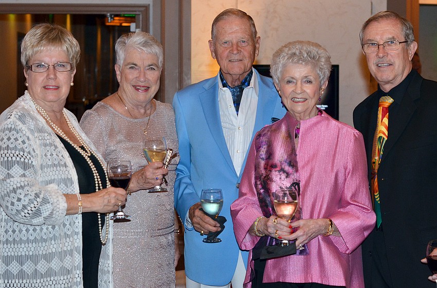 Sue Knops, Isabelle Gordon, Don and JoAnn Burhart and Allan Knops