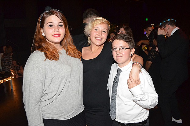 Autumn Davenport, Stephanie Mamus and Blue Fusca