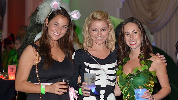 Lauren-Milholland,-Sammi-Calabrese-and-Sarah-Wertheimer