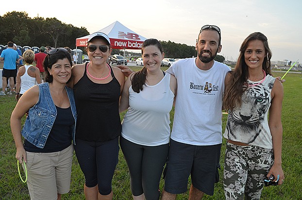 Mara Cunha, Daniela Tomazoli, Vivian Bennese, Ricardo Costa and Laura Teixeira