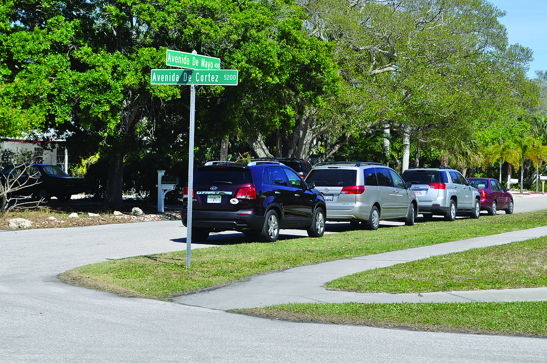 The County Commission approved 500-foot no-parking zones on Avenida de Mayo in January. Photo by Alex Mahadevan