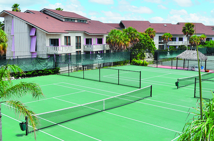 The Colony Beach & Tennis Resort has been closed since August 2010.