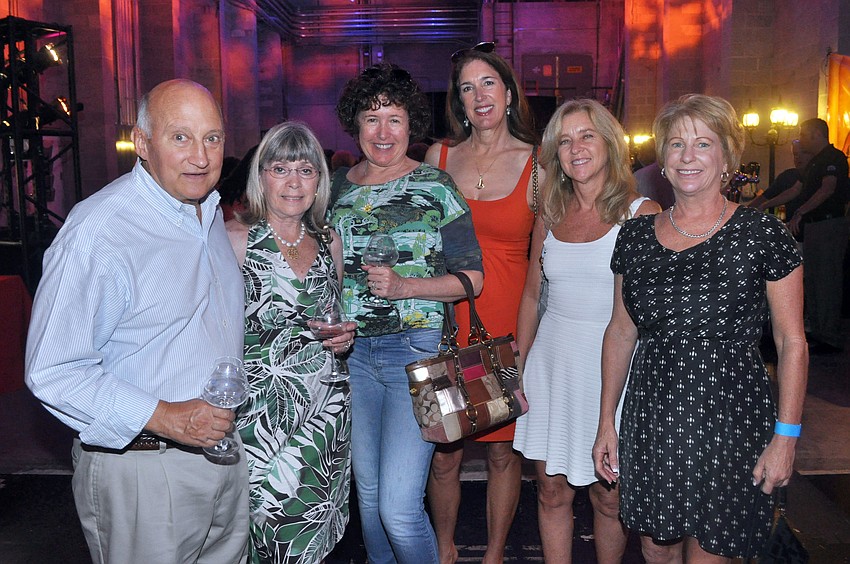 Carl and Mary Burst, Marcia Hoodwin, Lisa Driscoll, Amy Warren and Erin Flynn