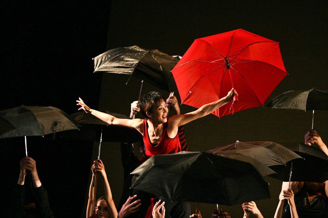 Keigwin + Company performing "Bolero NYC" in 2009 at New York's Joyce Theater.