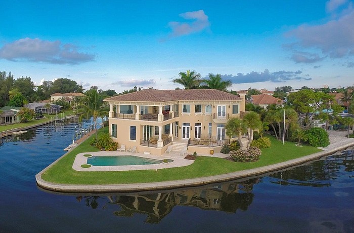 The home, located at 640 Rountree Drive, includes more than 200 feet of frontage on the bay.