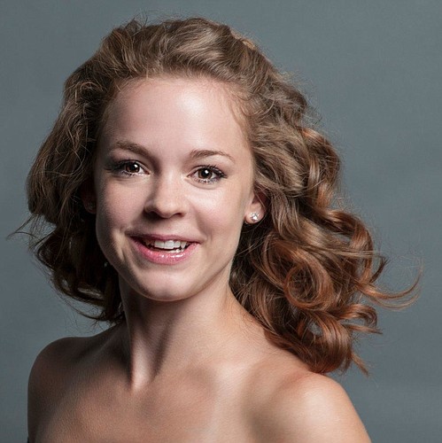 Elizabeth Sykes (Photo by Barbara Banks, courtesy of Sarasota Ballet)