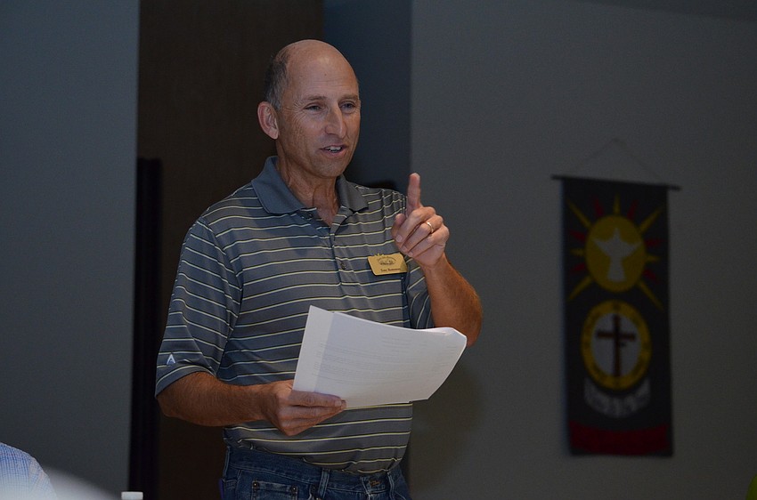 Board President Tony Romanus introduced the board of directors.