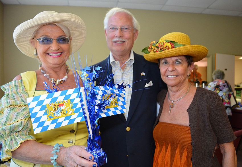 Lydia Bohn, Jay Berman and Carol Peschel.