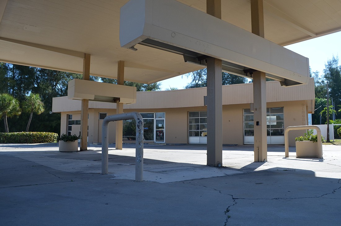 The Longbeach Chevron station has been vacant since 2007.