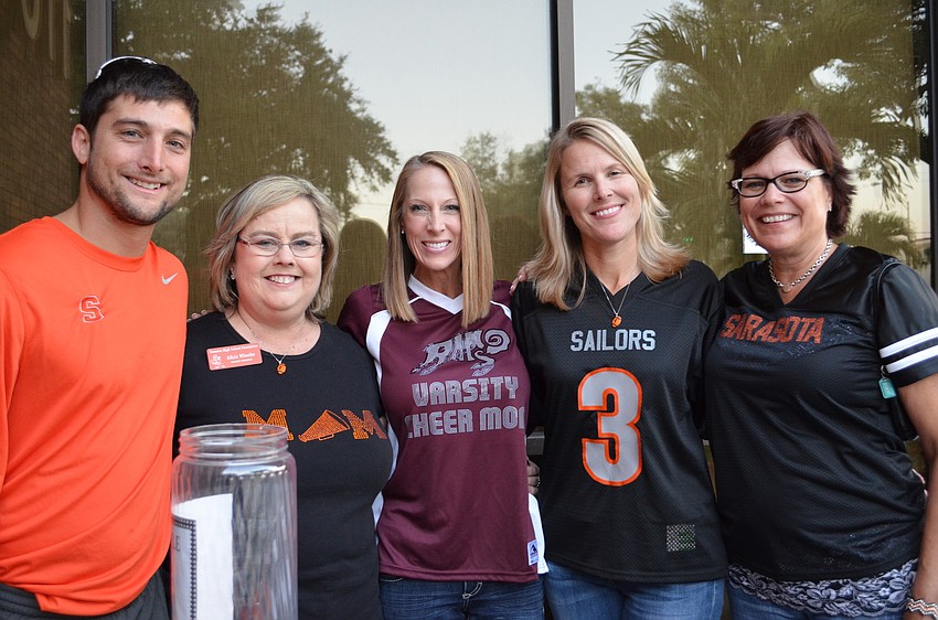 Ken Middleton, Alicia Wheeler, Heather Clark, Sandy Thirion and Anita Barnes.