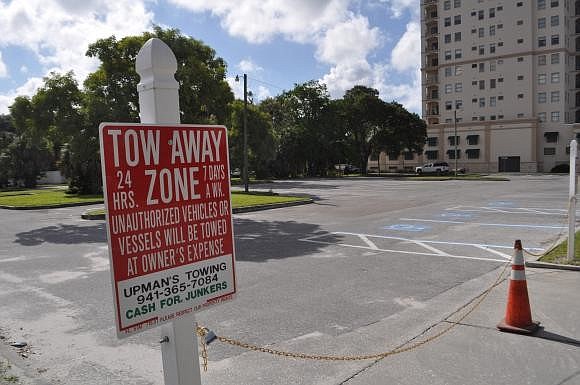 The parking lot at Orange Avenue and Laurel Street closed last summer after the city let its lease of the land lapse. Laurel Park residents hope to secure the use of the lot for the long-term.