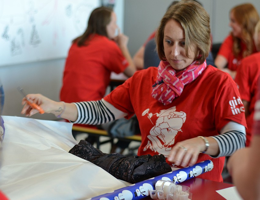 Veronika Sehachtner volunteered with YPG at Girls Inc.