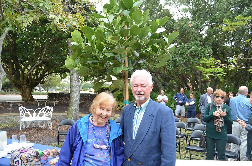 Virginia Sanders and Mayor Jim Brown