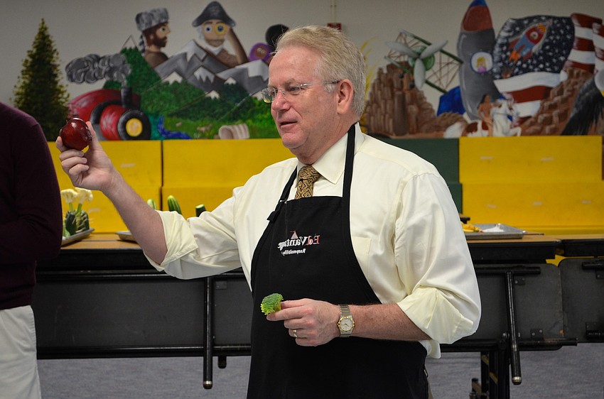 Superintendent Rick Mills shares the importance of eating broccoli, apples and other healthy foods.