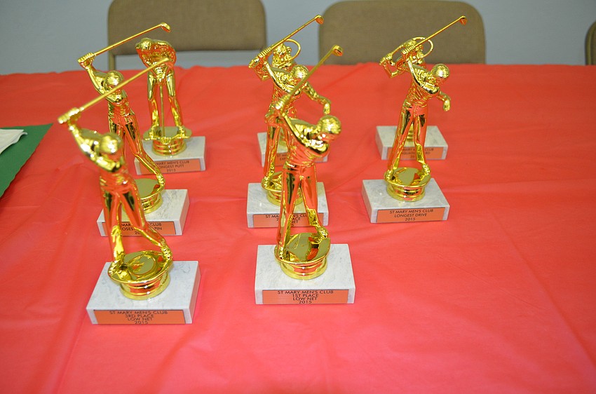 The club awarded members with trophies from its golf tournament on Jan. 20.