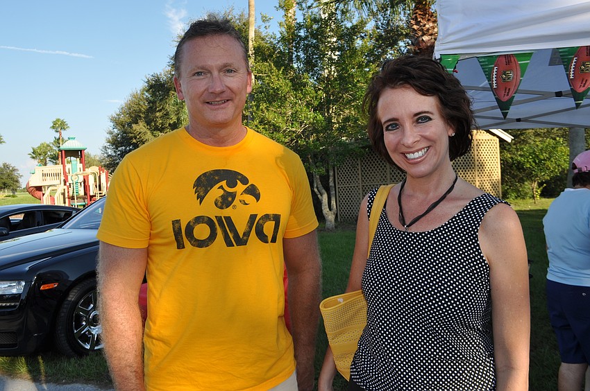 Clint Kasten, of Suncastle Properties, catches up with Teresa Tyrrell, of Carlson Studio Market.