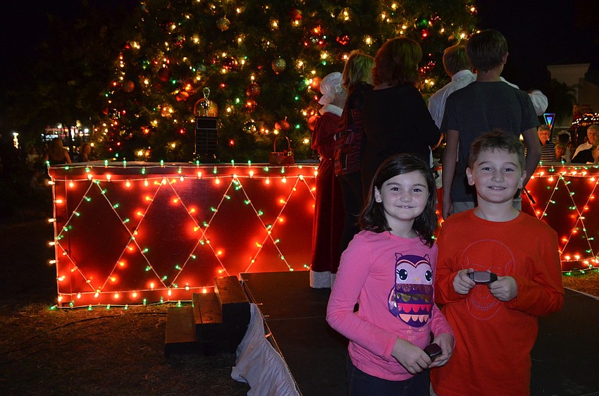 Isabel Sprouse, 8, with brother Joseph, 10