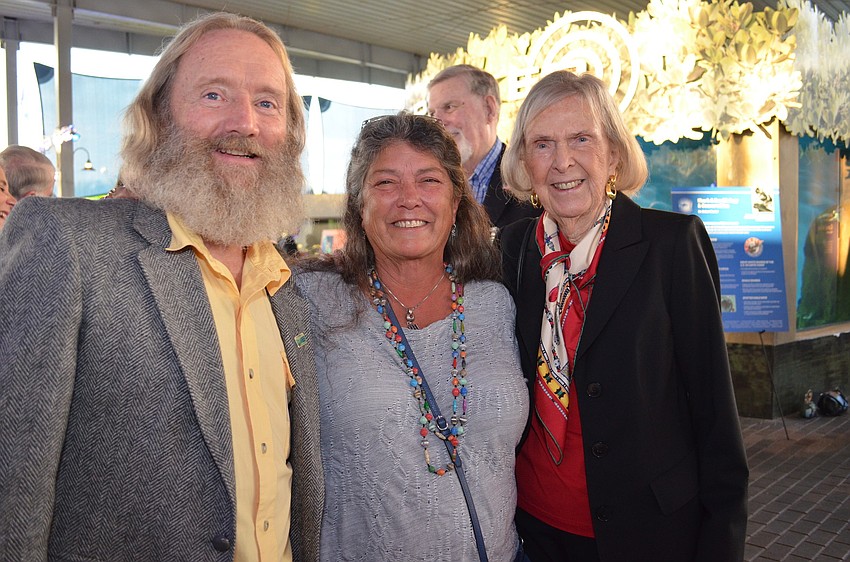 Dave and Donna Vaughan with Pat Donegan
