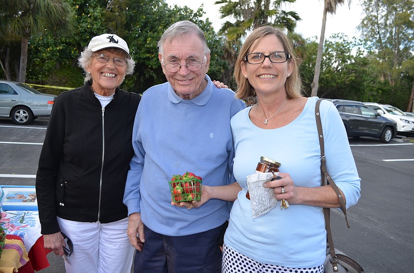 Phyllis and Bob Dillon with Patty Balchan