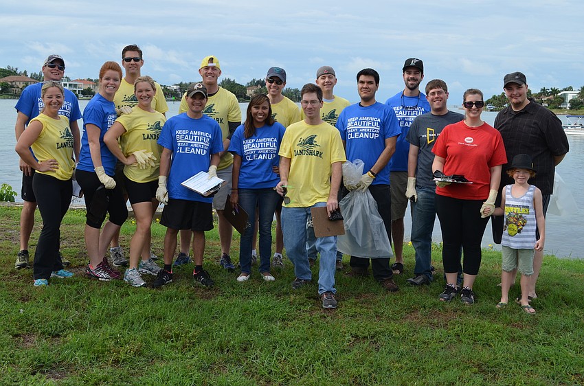 The Sarasota Young Professionals Group met at Overlook Park to help clean up trash.