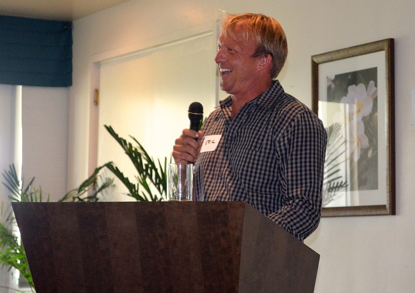 Past President Eric Seace welcomes attendees to the meeting.