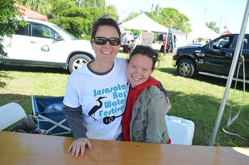 Volunteers Michelle Stauffer and Kye Staffer-Morgan