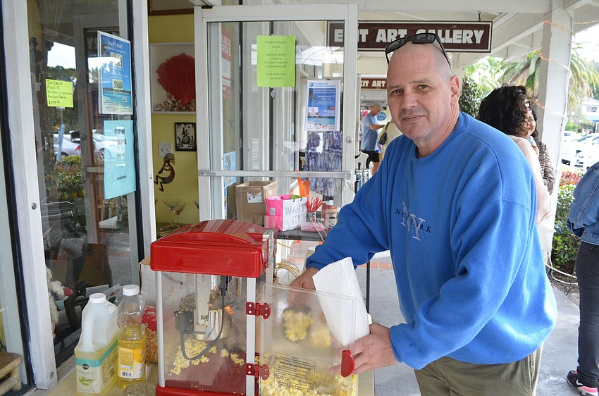 Todd Cunningham, of Signature Painting