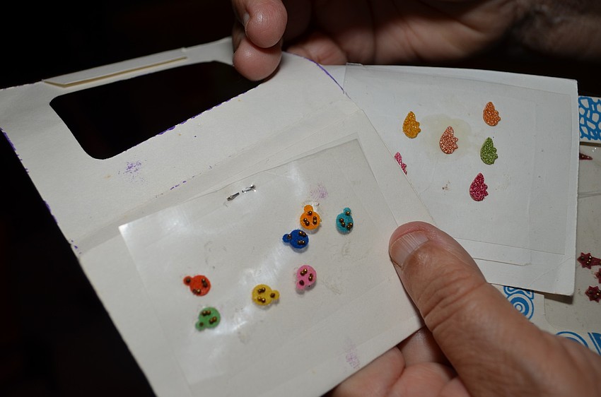 Guests were given decorative bindis as they entered the event.