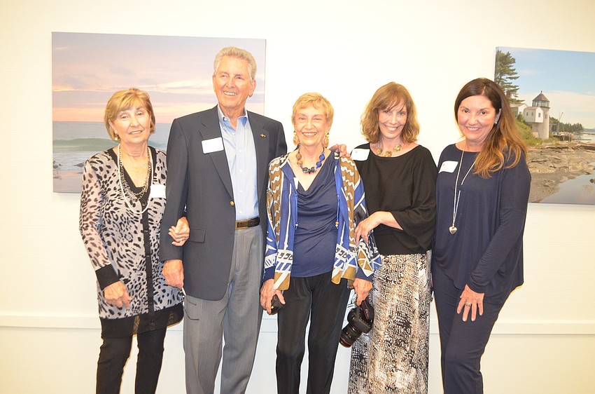 Ron Johnson poses wife Jinny Johnson, sister Eileen Johnson and daughters April Johnson and Deborah Johnson-Brooks