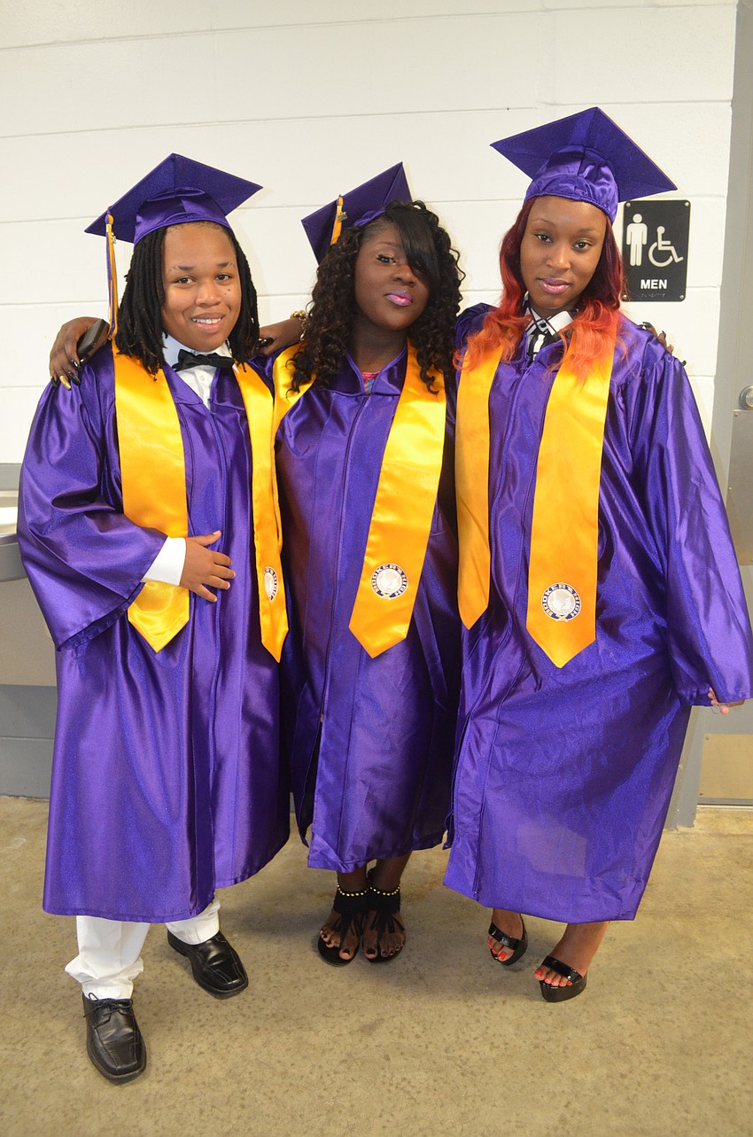 Tonysha Brown, Lakayla Washington and Dijona Balcom