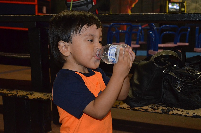 Anahi Contreras cools off from skating.