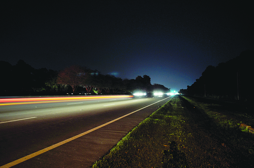 Residents request streetlights for University Parkway between the entrance to University Park and Honore Avenue.