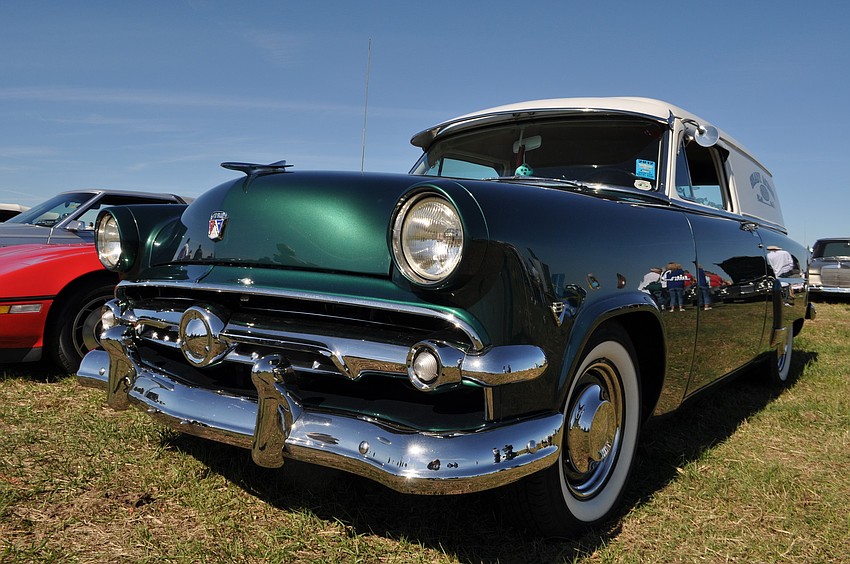This Shady Acres Ford Courier drew a crowd.
