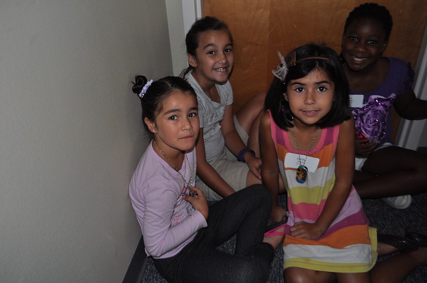 Camilla Ruiz, Adira Figueroa, Jandy Zahzu and Ava Singleton wait for the biblical character Saul to arrive.