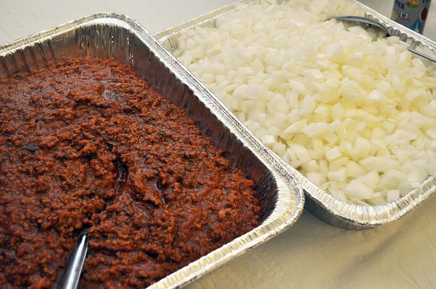 St. Mary Star of the Sea Menâ€™s Club president Dave Carterâ€™s favorite way to dress a hot dog: Jersey style, which is mustard, Johnny and Hanges special chili sauce and raw onion (in that order) layered on a hot dog.