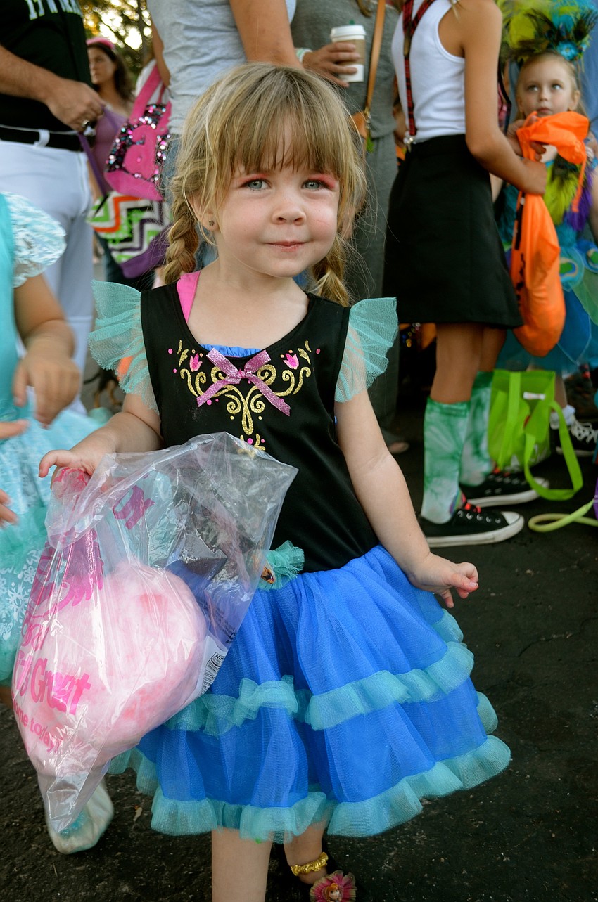 ReAnn Kolbe enjoys the event's sweet treats.