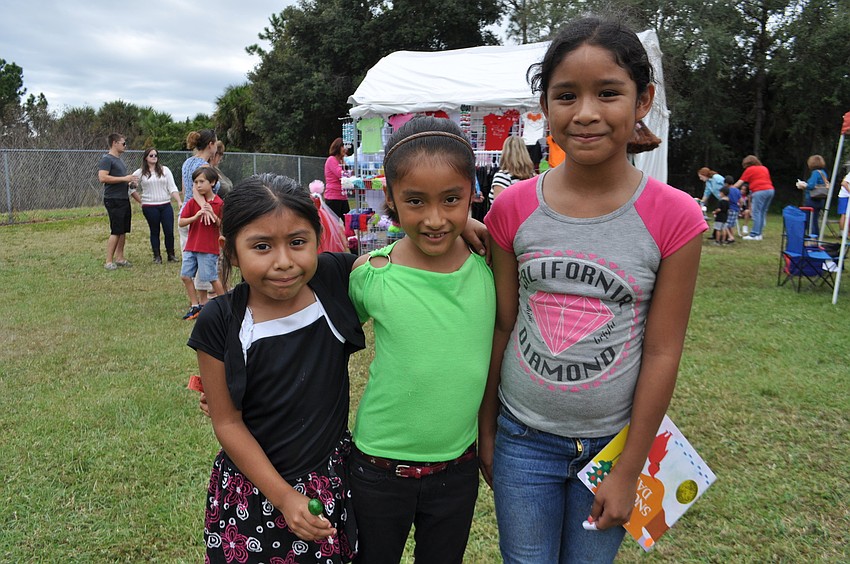 Michelle Antunez, Arisbeth Martinez and Kimberly Antunez enjoy the day together.