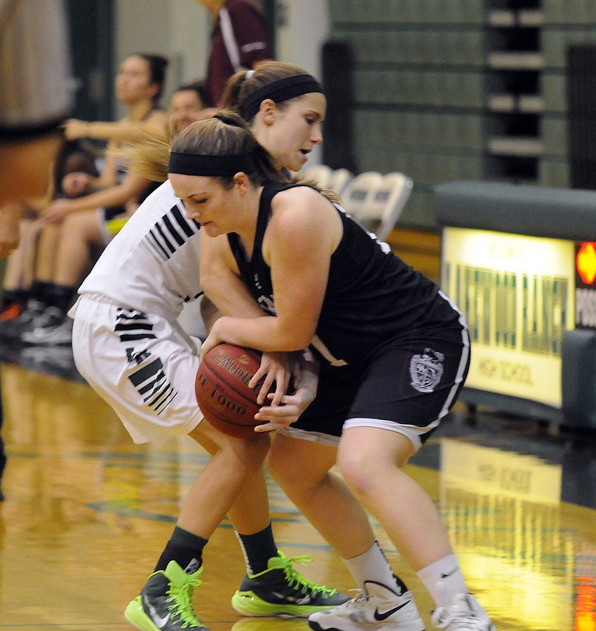 Lakewood Ranchâ€™s Kailyn Scully and Braden Riverâ€™s Larissa LaBolt battle for the ball.