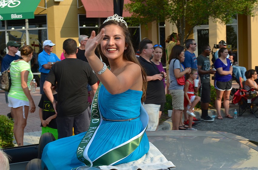 Miss Lakewood Ranch, Kristen Mendez, smiles for her cheering audience.