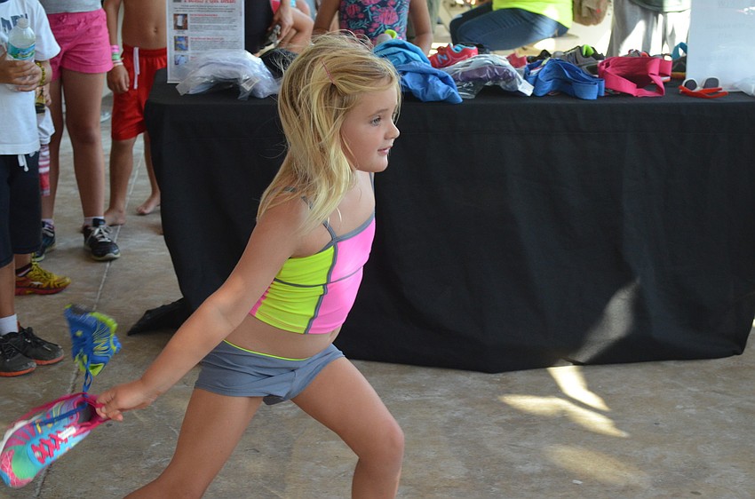 Willa Donovan plays a game.