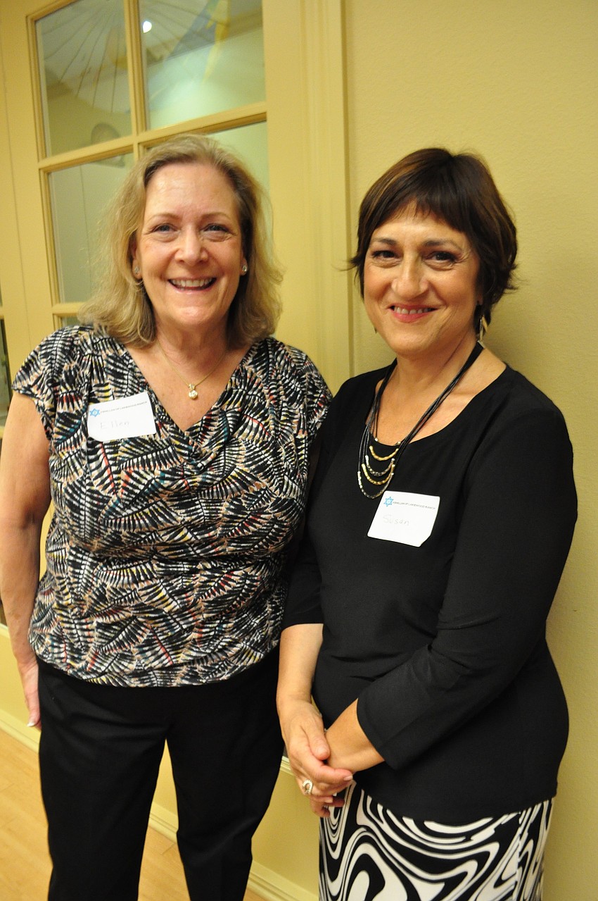 Ellen Honig and Susan Parker enjoy the evening.