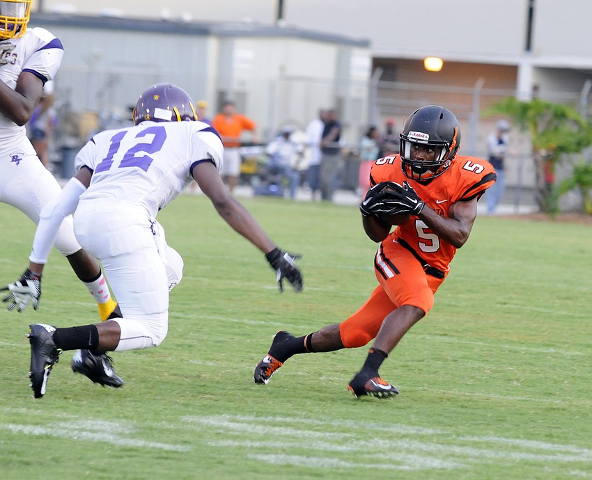 Sarasota senior running back Justin Austin scored the Sailors lone touchdown on a 4-yard carry in the third quarter.