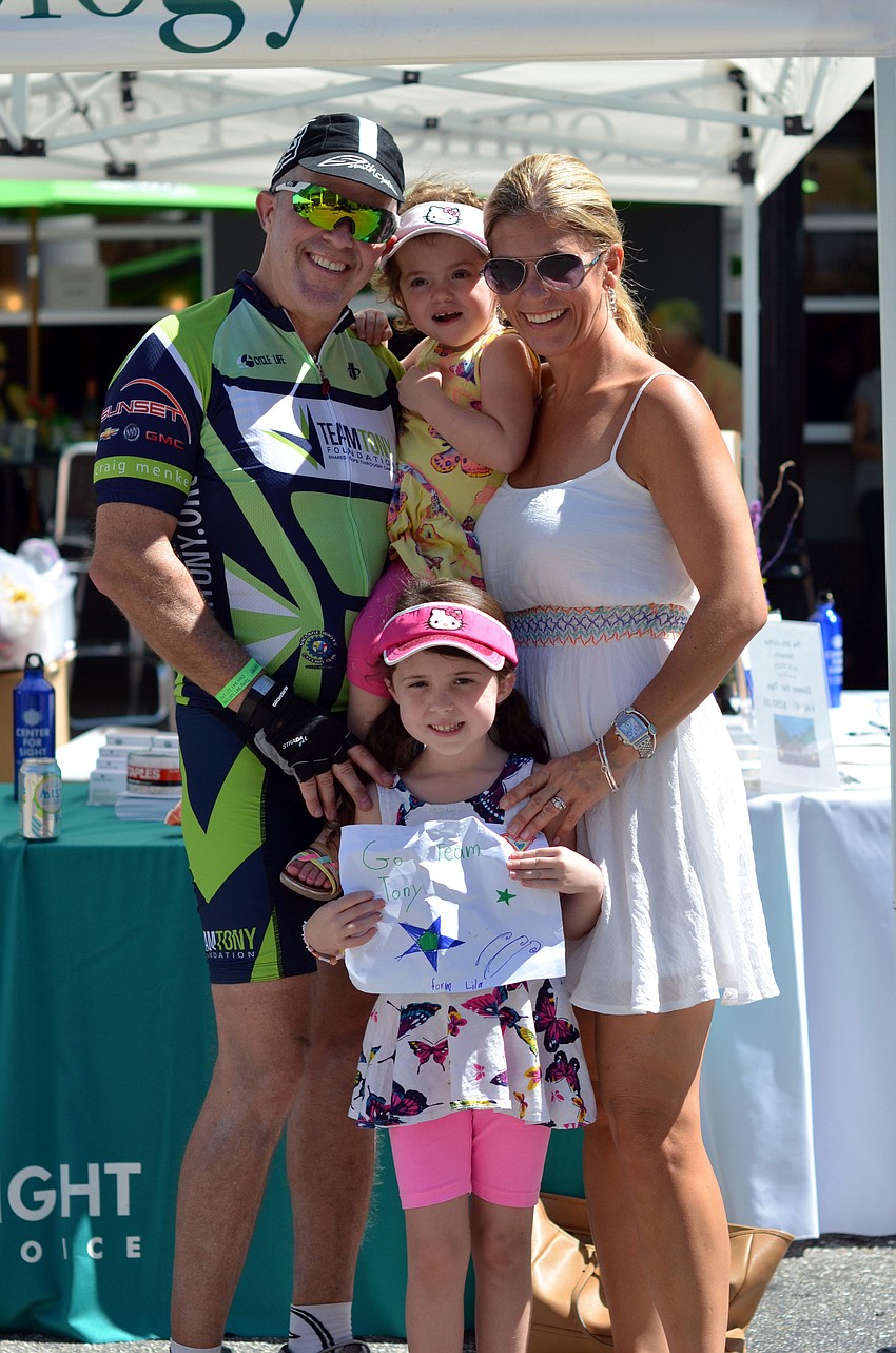 Dr. David Mertzlufft with daughters Lila and Chloe and wife Lindsay