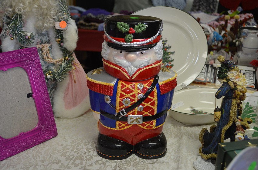 Proceeds raised from the bazaar went toward benefitting the church.