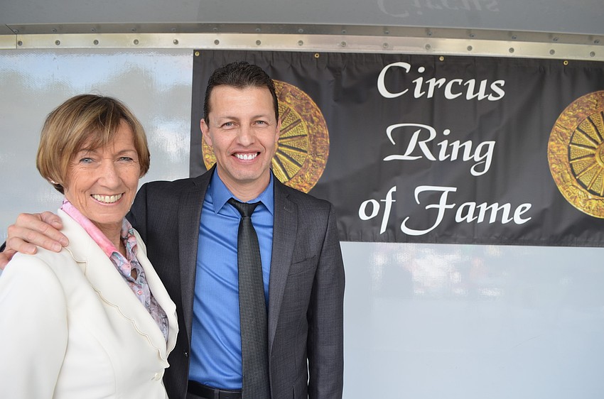 Award recipients Miguel Vazquez and Jacqueline Zerbini