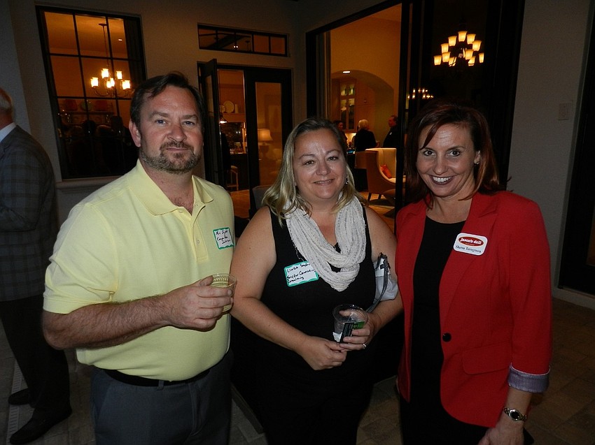 Ken and Lynda Snyder chat with Sharon Torregrossa.