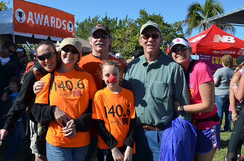 Jenelle Glassbernner, Jennifer Wilcek, Jessica Wilcek, Joe Wilcek, Jay Geerdes and Julie Geerdes.